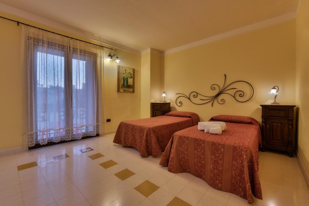 Casa Manzella Panzió Terrasini Kültér fotó