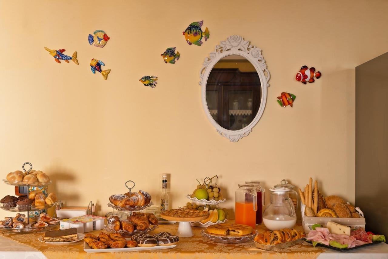 Casa Manzella Panzió Terrasini Kültér fotó