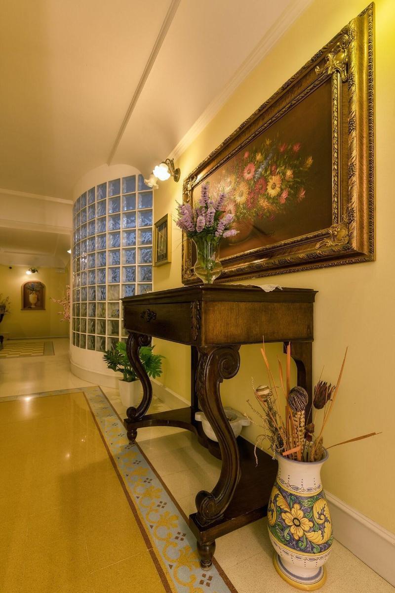 Casa Manzella Panzió Terrasini Kültér fotó